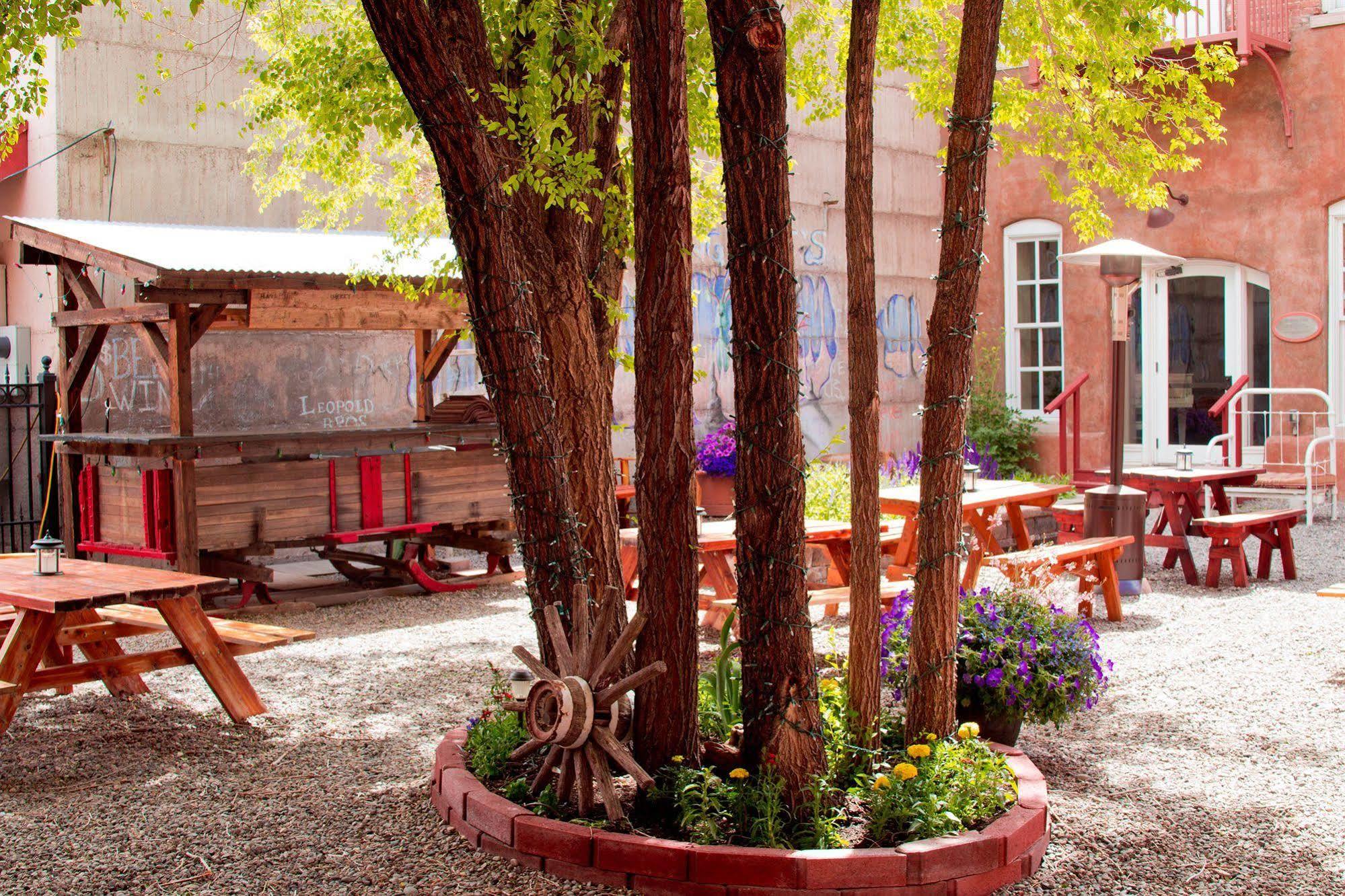 Windsor Hotel & Restaurant Del Norte Exterior photo